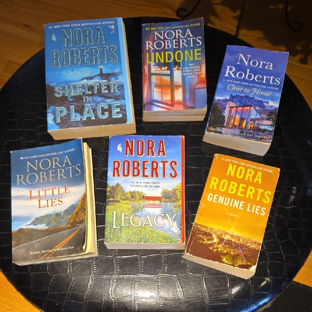 Nora Roberts Book Collection